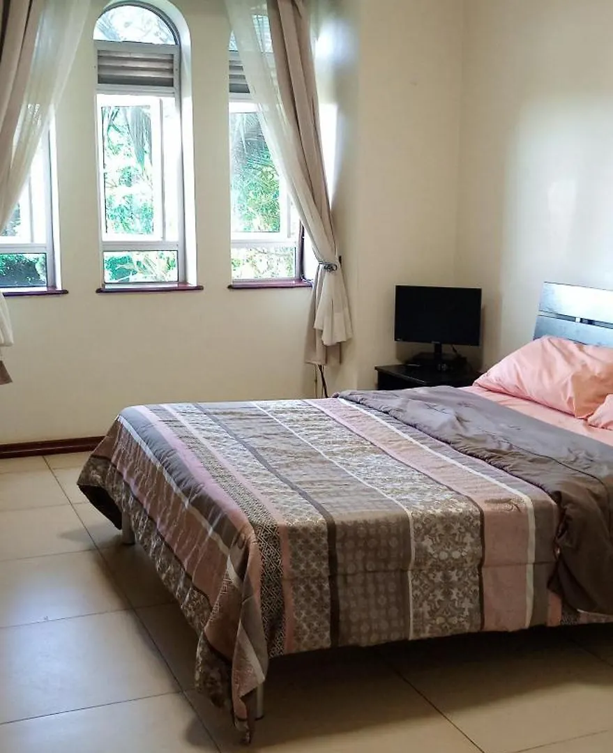 Luzira Port Bell Lake Side Apartment Καμπάλα 0*,  Ουγκάντα