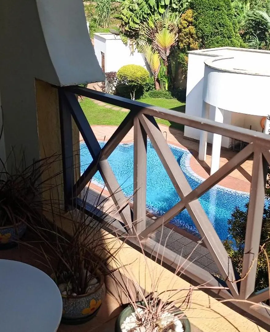 Luzira Port Bell Lake Side Apartment Καμπάλα